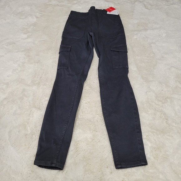New SPANX Stretch Twill Ankle Cargo Hi Waist pants Washed Black Size S - Picture 4 of 8